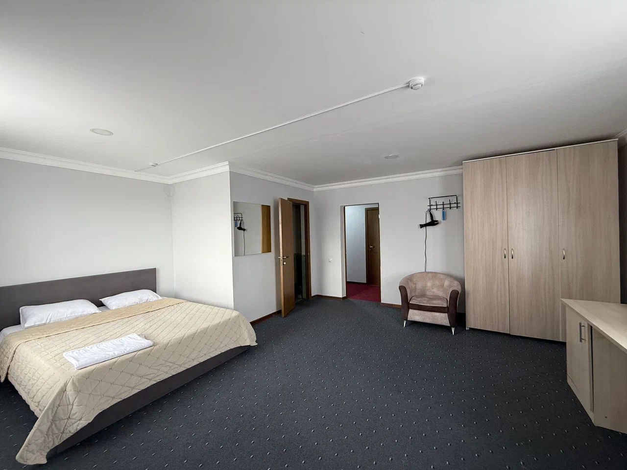 Одна кровать